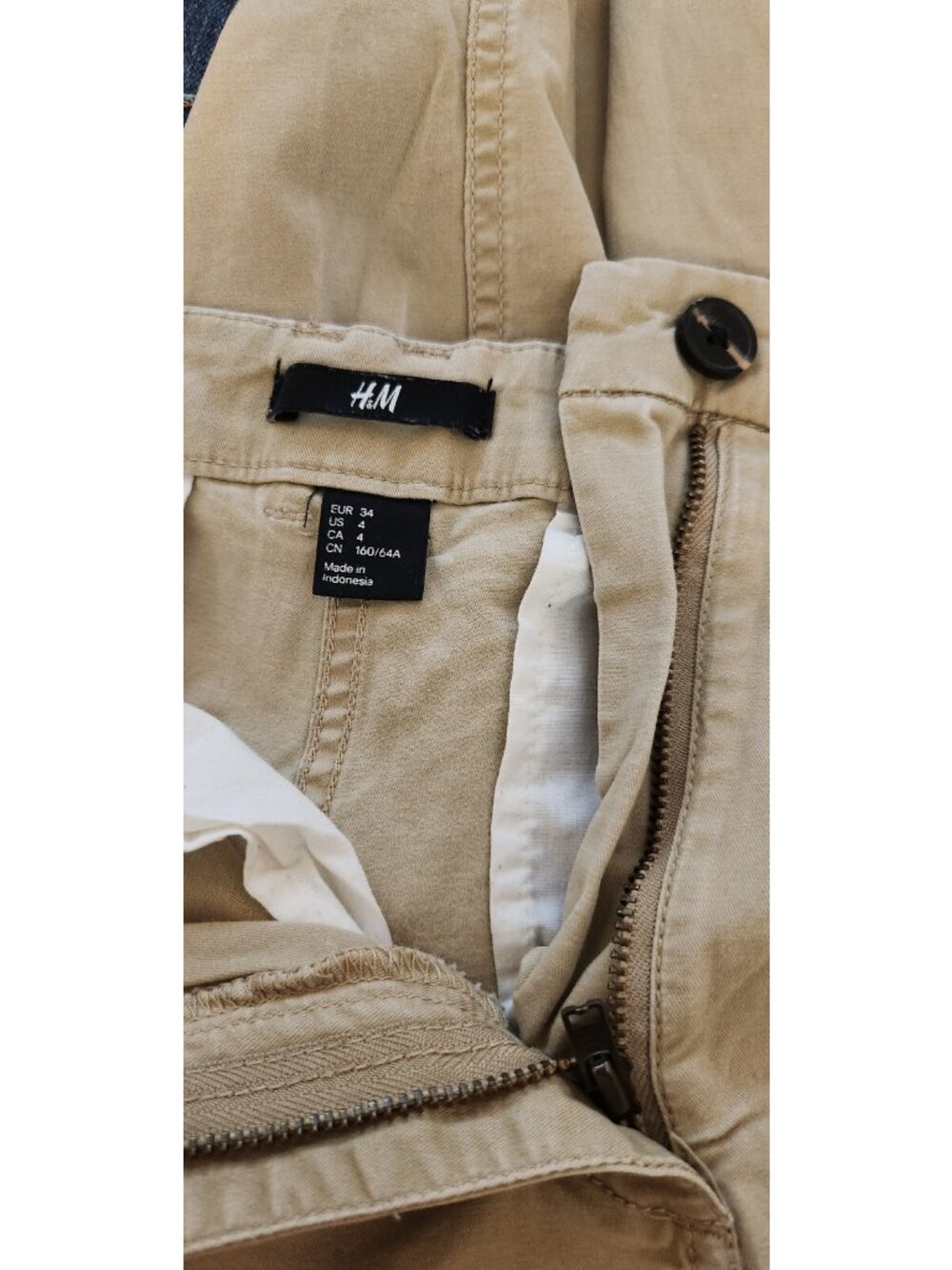 H&M Solid Khaki Tan Stretch Skinny Slim 5Pocket Pants Slacks Size 4 SMALL Womens - Picture 5 of 5